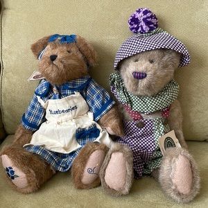 Set of 2 Boys bears with tags